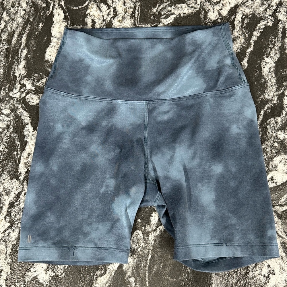 NOBULL High Rise 6” Workout Shorts | Size Small | Blue Tie Dye